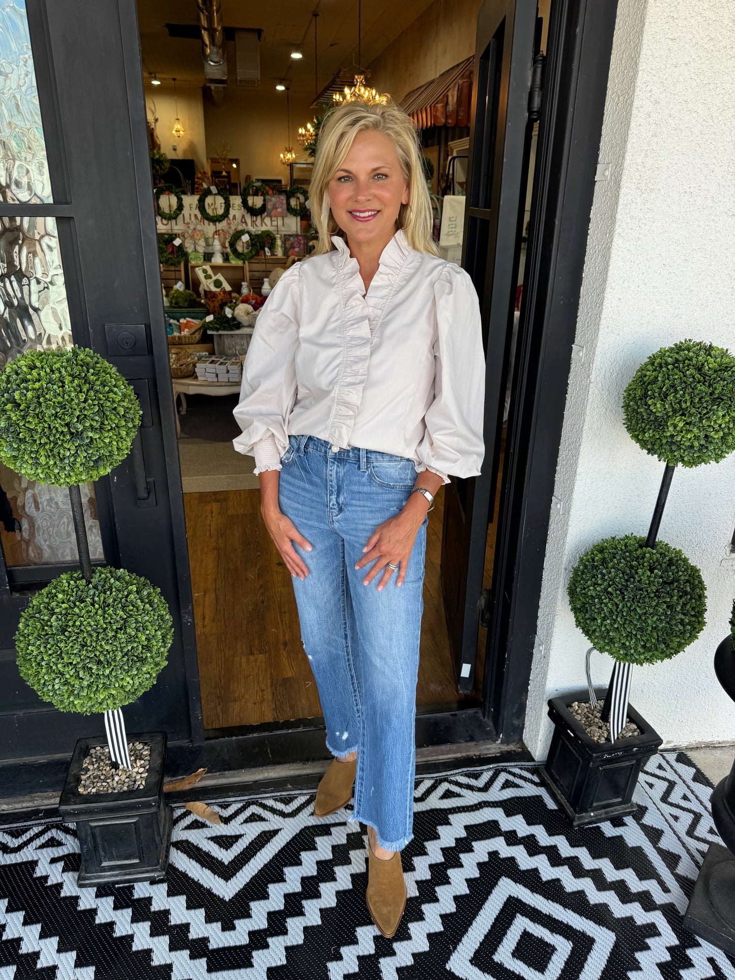 High Rise Crop Straight Jeans