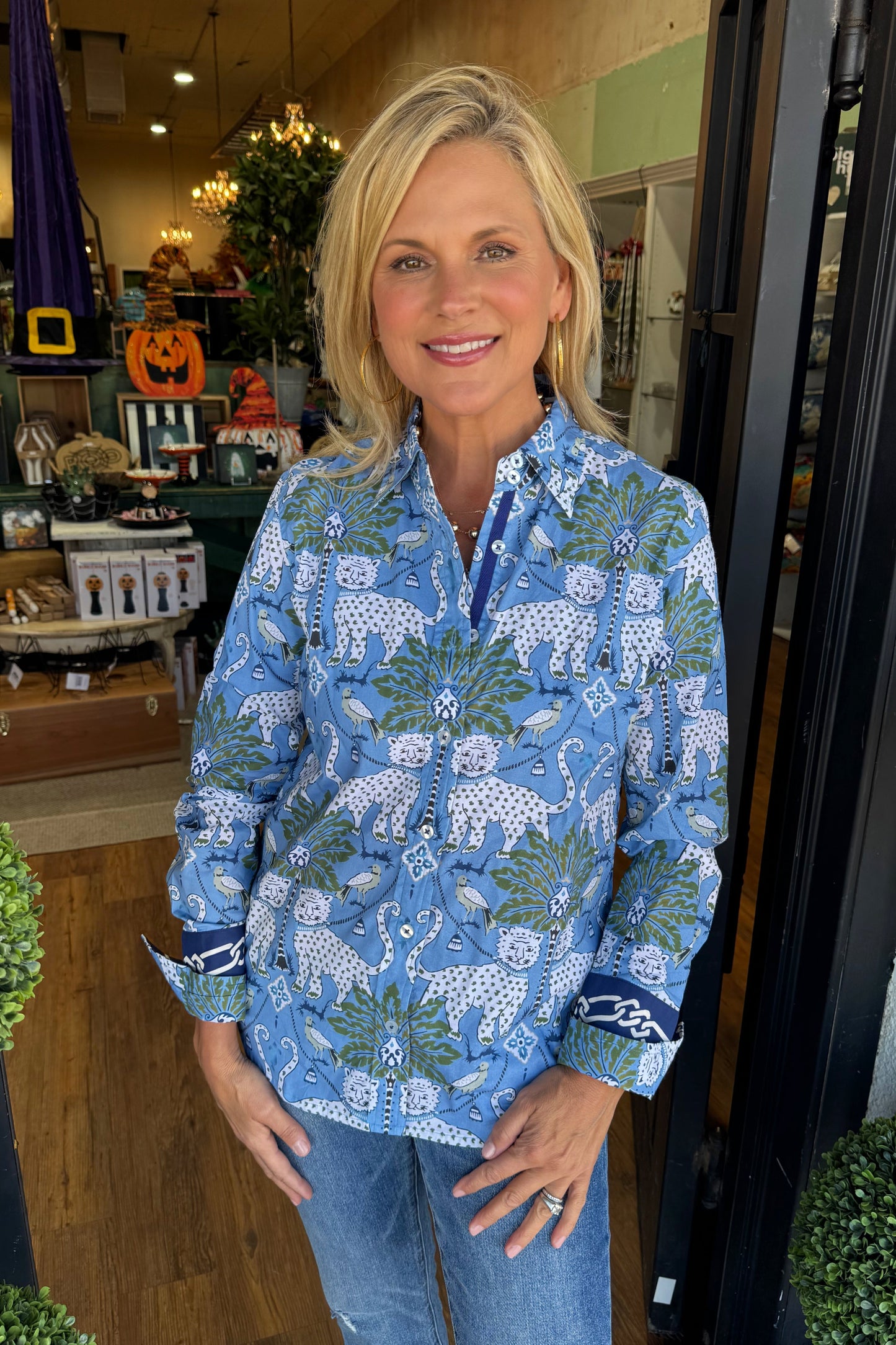 Tizzie Rome Shirt - Blue Cheetah