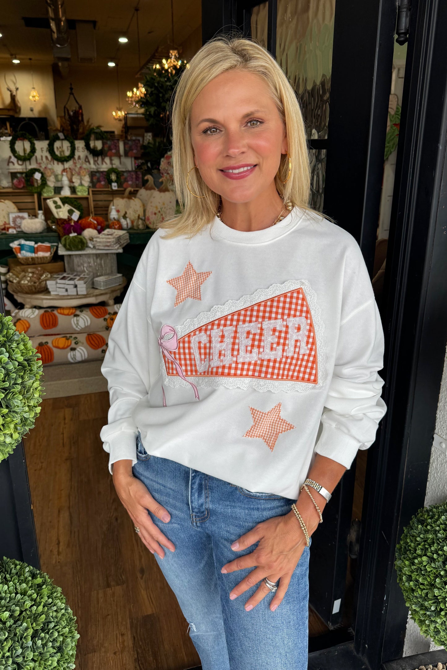 Elizabeth Cheer Sweatshirt - White