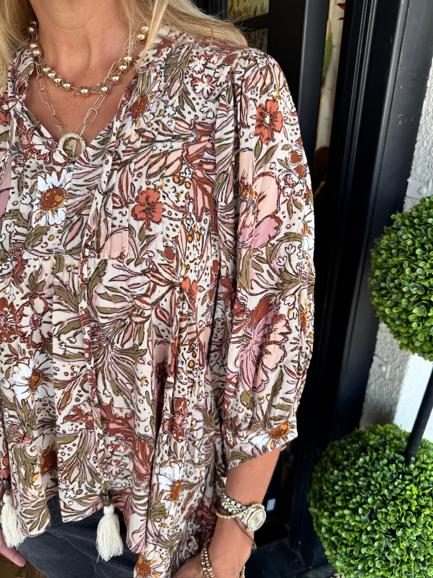 Willow Floral Top - Beige