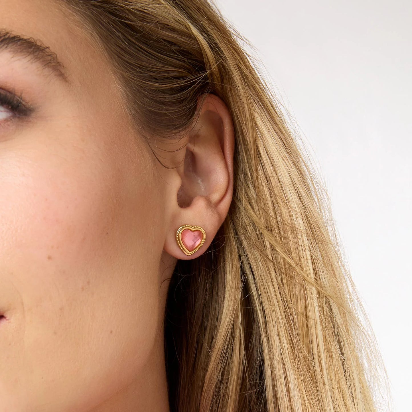 Heart Stud - Gold