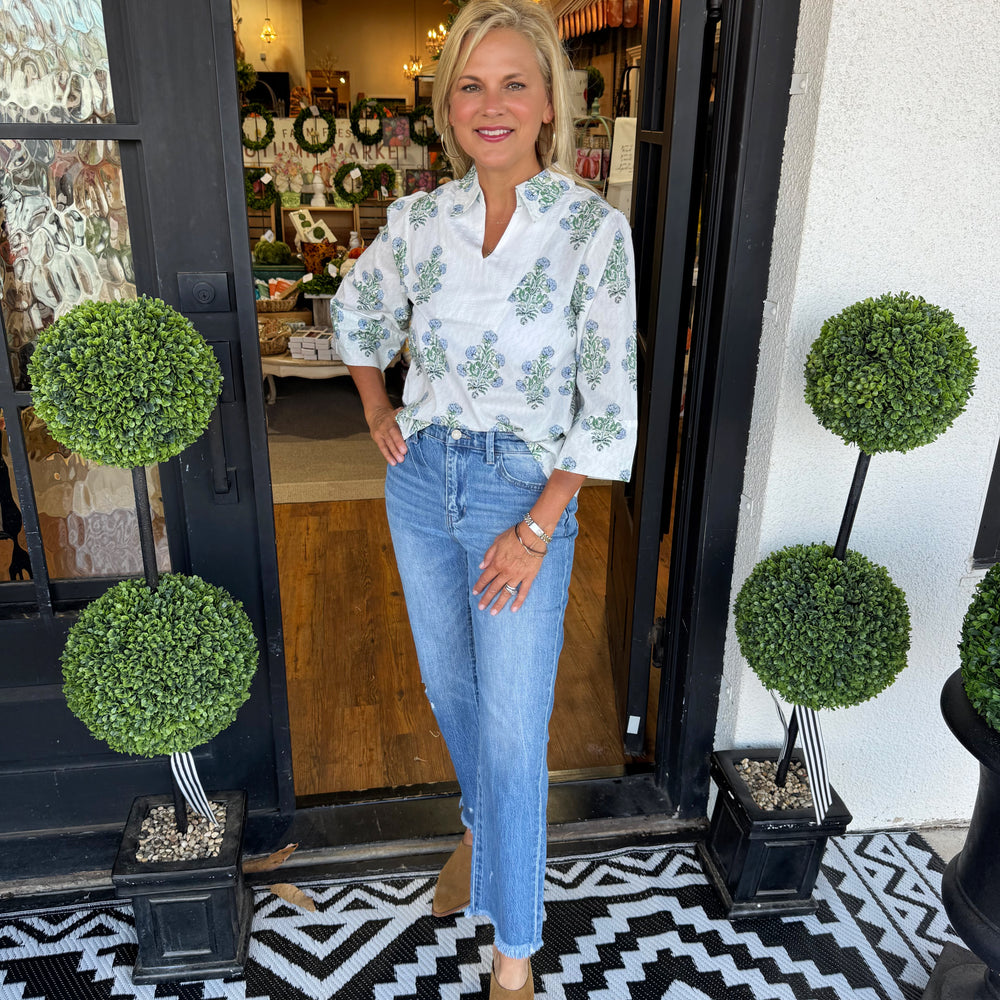 High Rise Crop Straight Jeans
