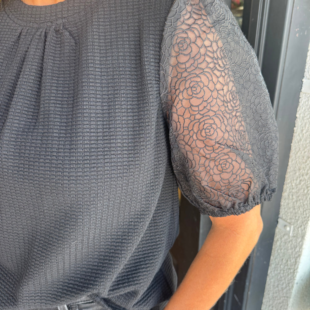 Bella Top - Black