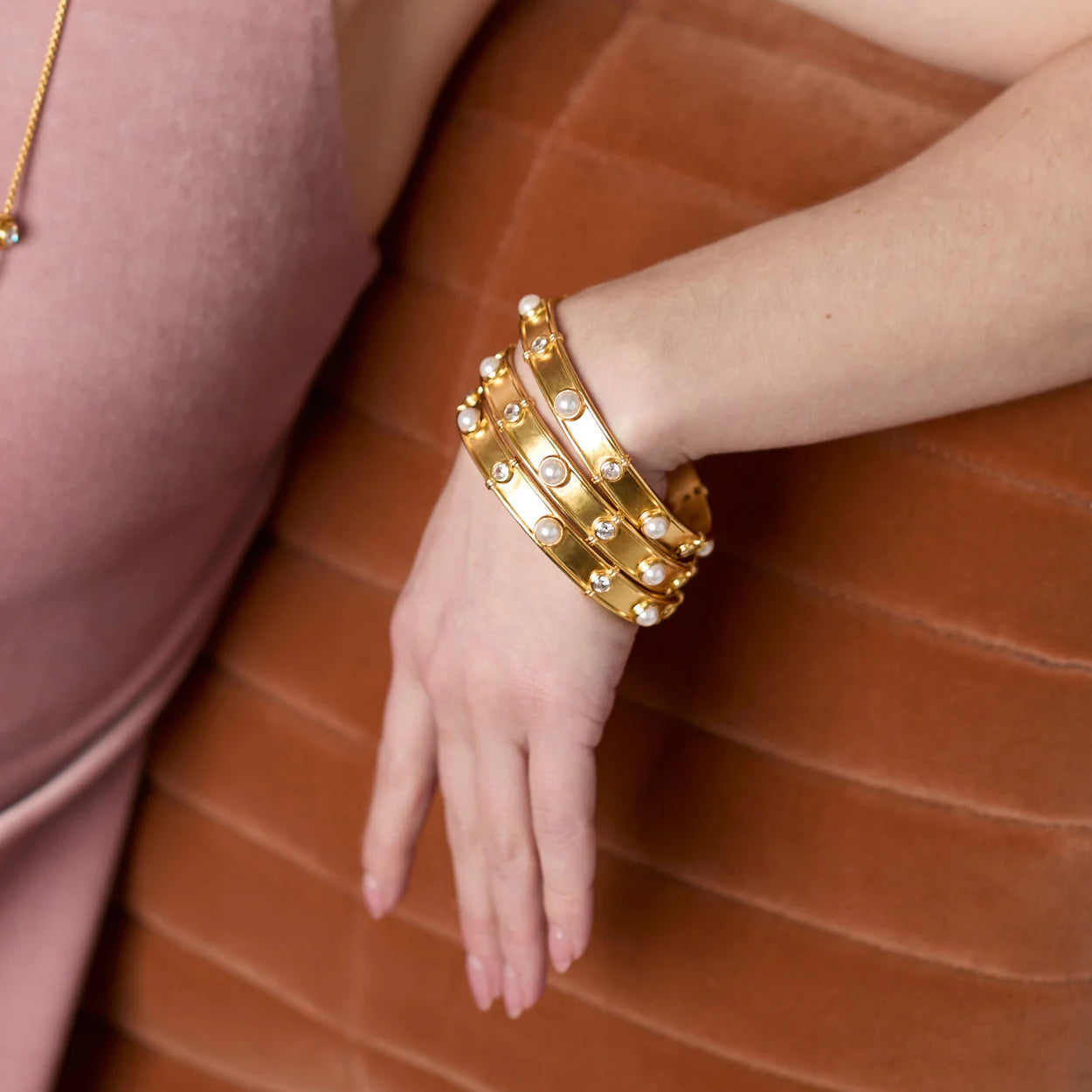 Tribeca Bangle - Gold - Pearl - M