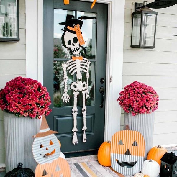 Skeleton Hat Door Hanger