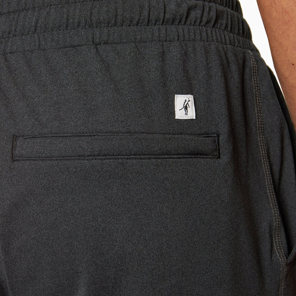 
                  
                    Cove Shorts Heather Black
                  
                