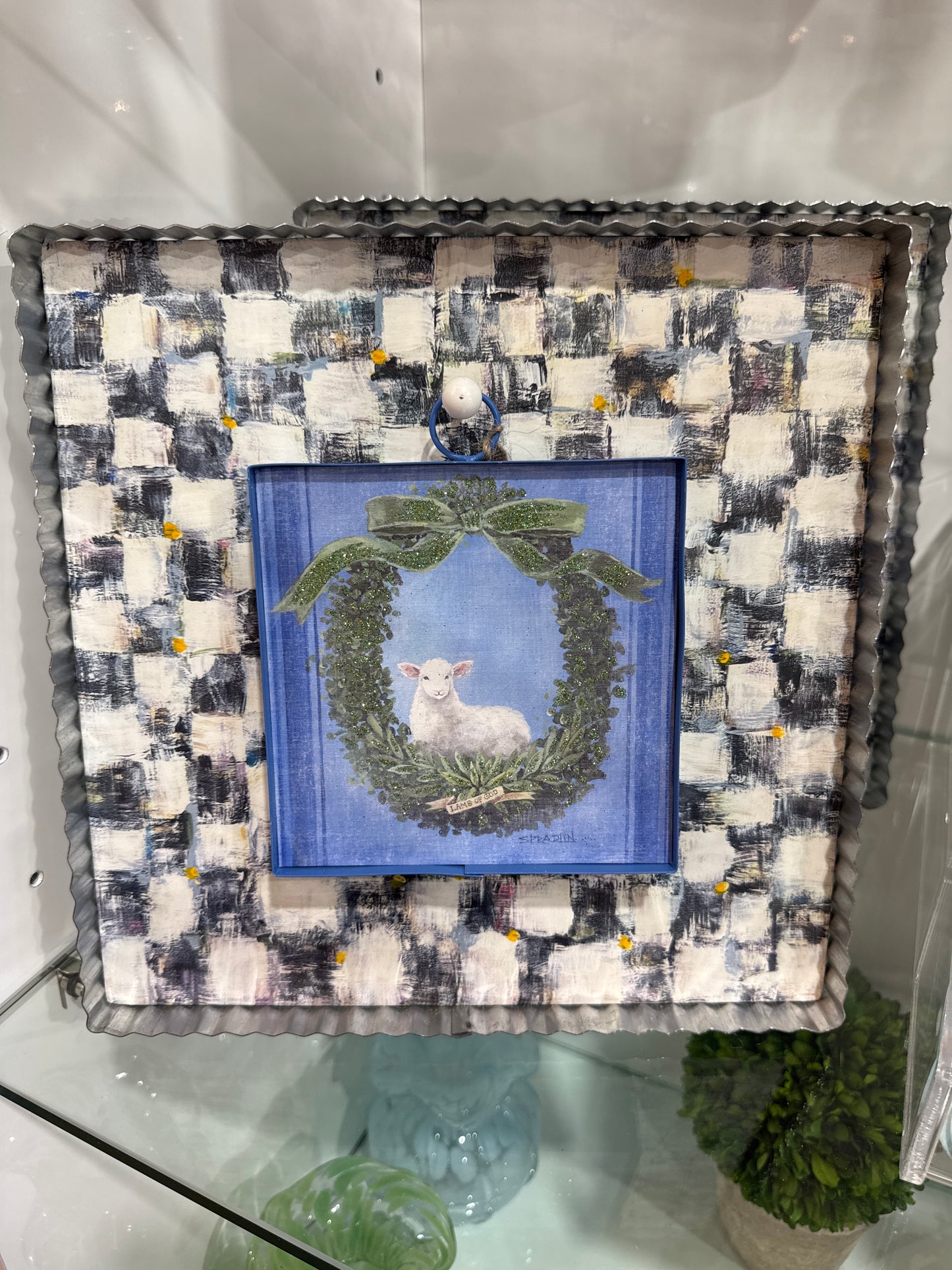 Rozie's Checked Display Board