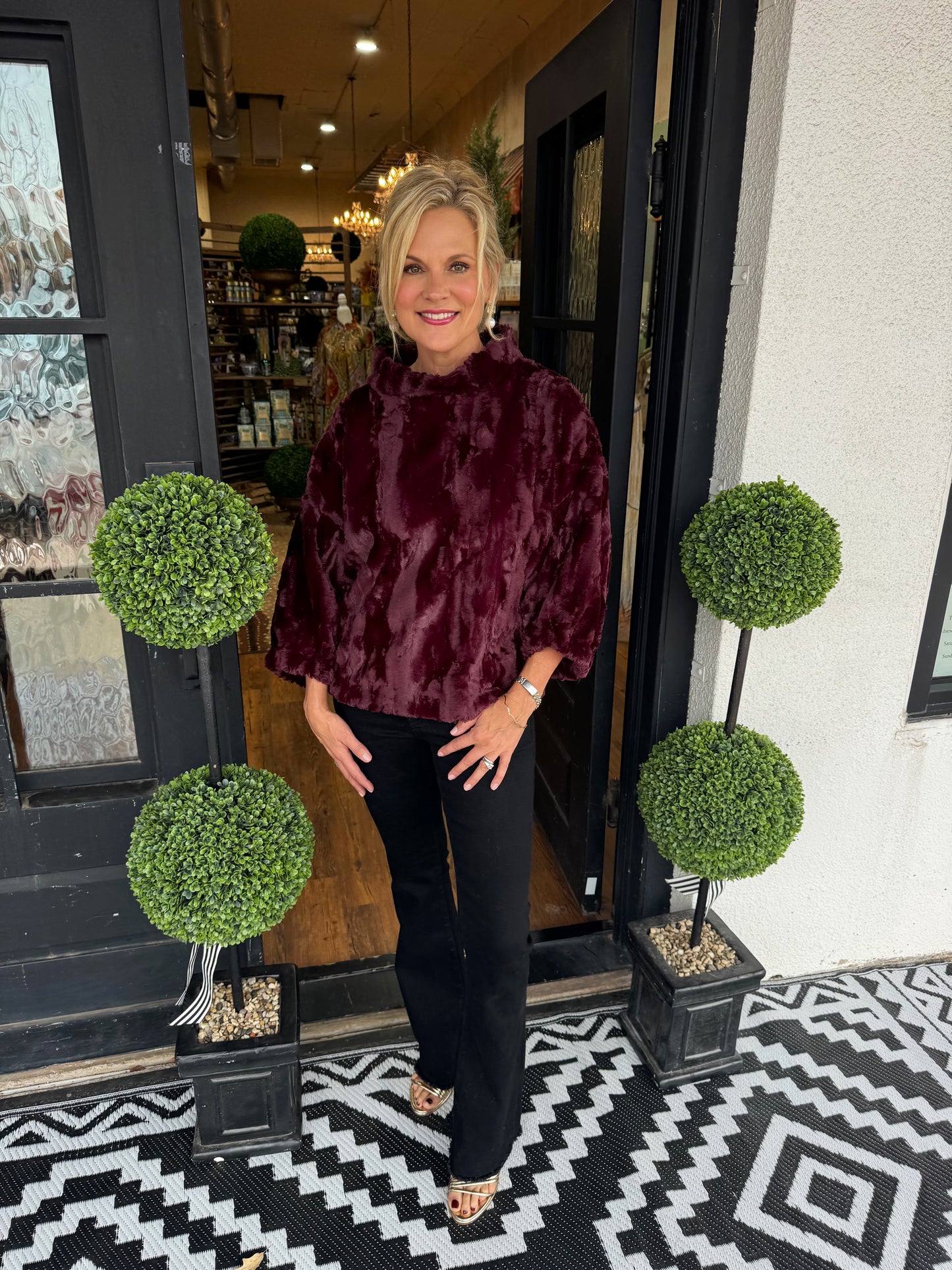 Ivy Jane Poof Sleeve Faux Fur Popover