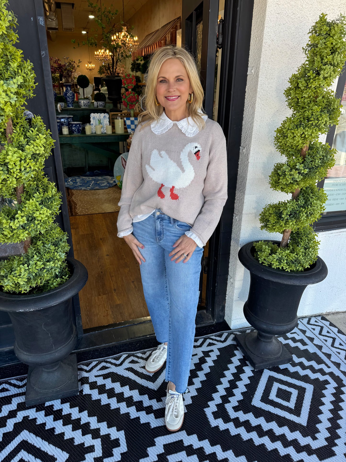 Mid Rise Straight Jeans - Smartest