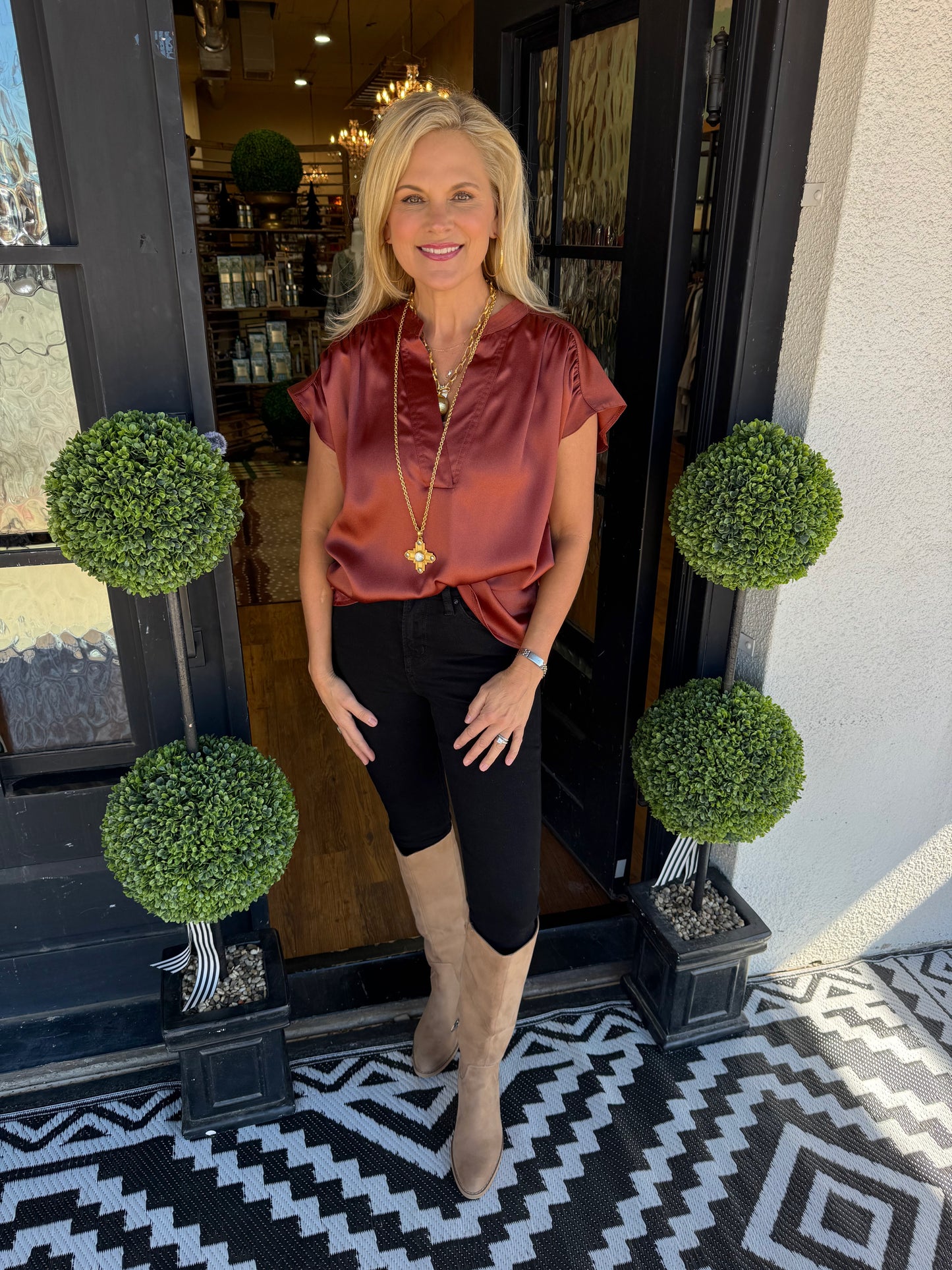 High Rise Ankle Skinny Jean - Le Noir