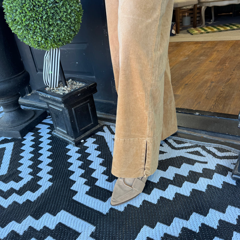 
                  
                    Jane Pants - Camel
                  
                