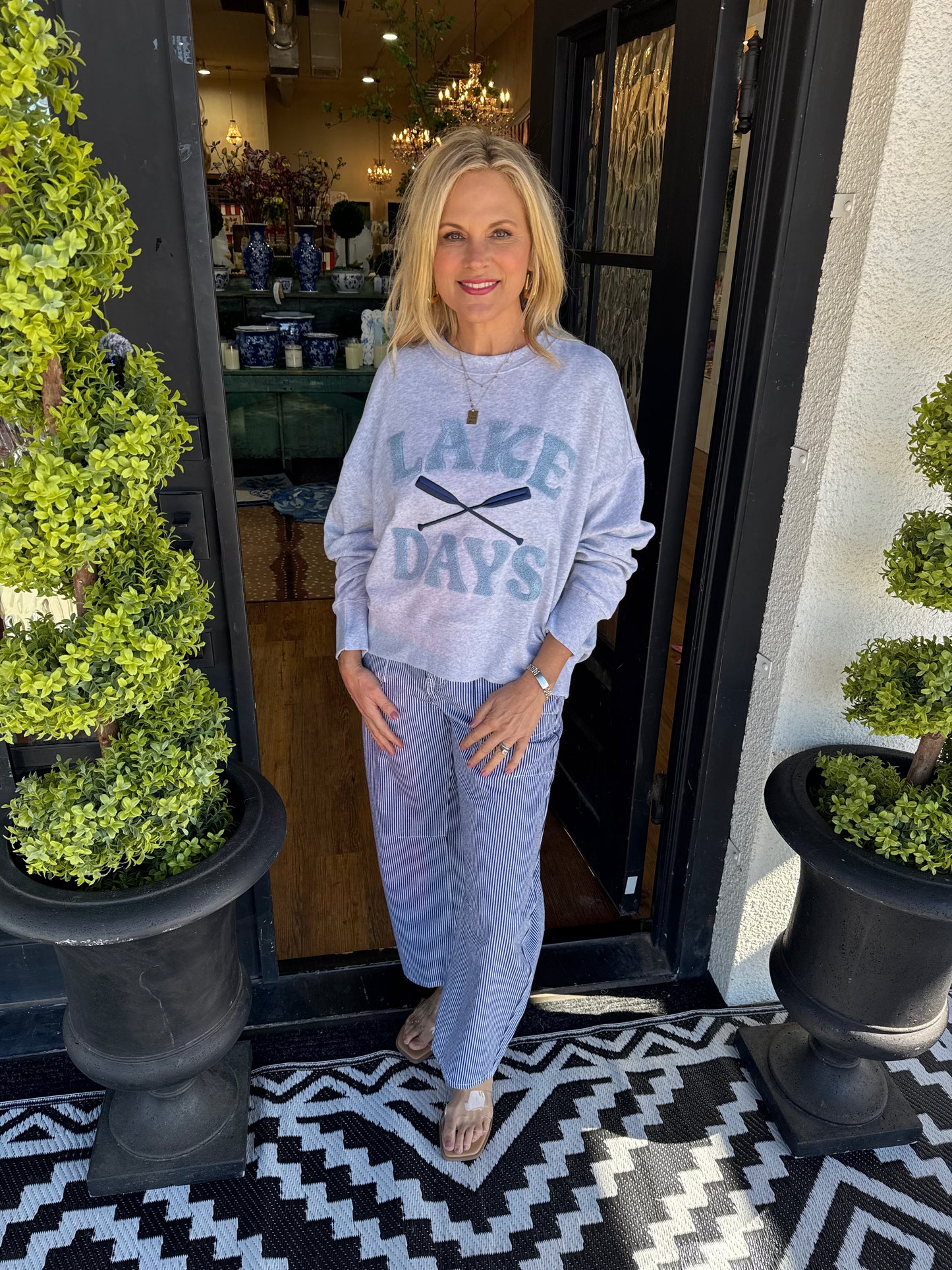 Lake Days Sweatshirt - Grey