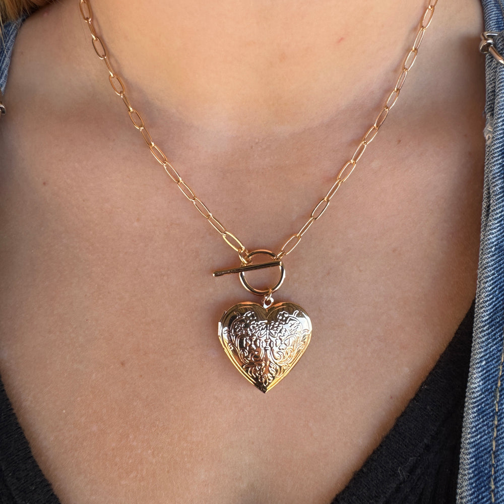 Chain Heart Locket Necklace