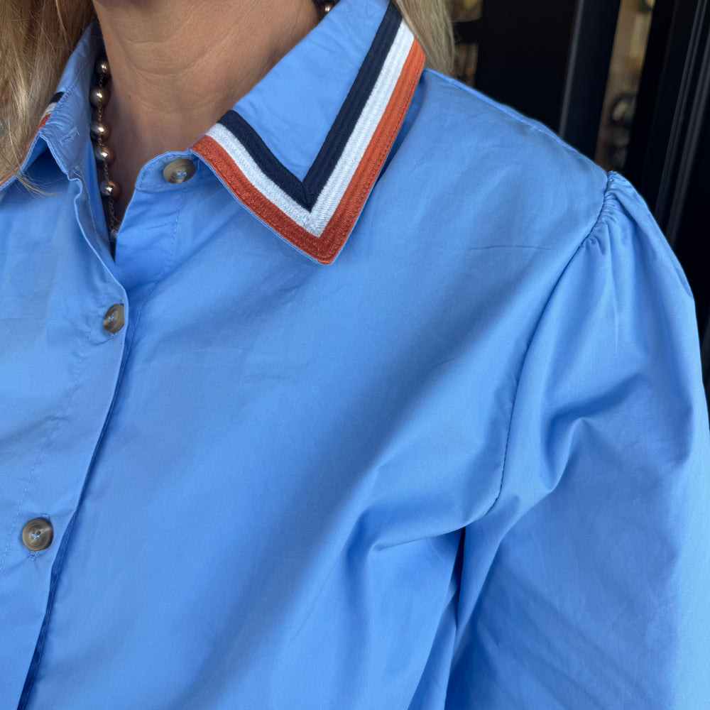 
                  
                    Nina Top - Blue
                  
                