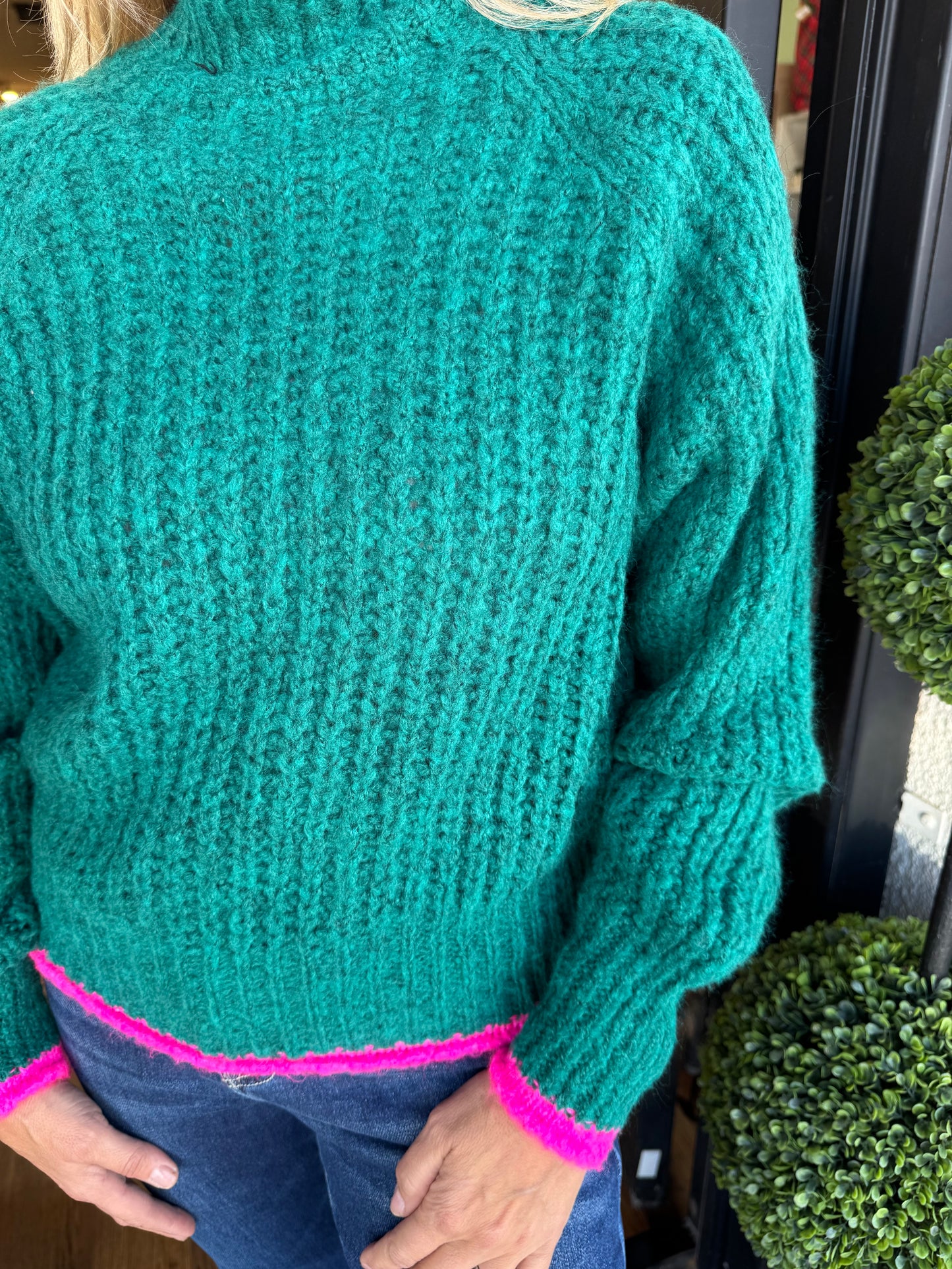 Beachside Softy Sweater - Bright Emerald/Lipstick