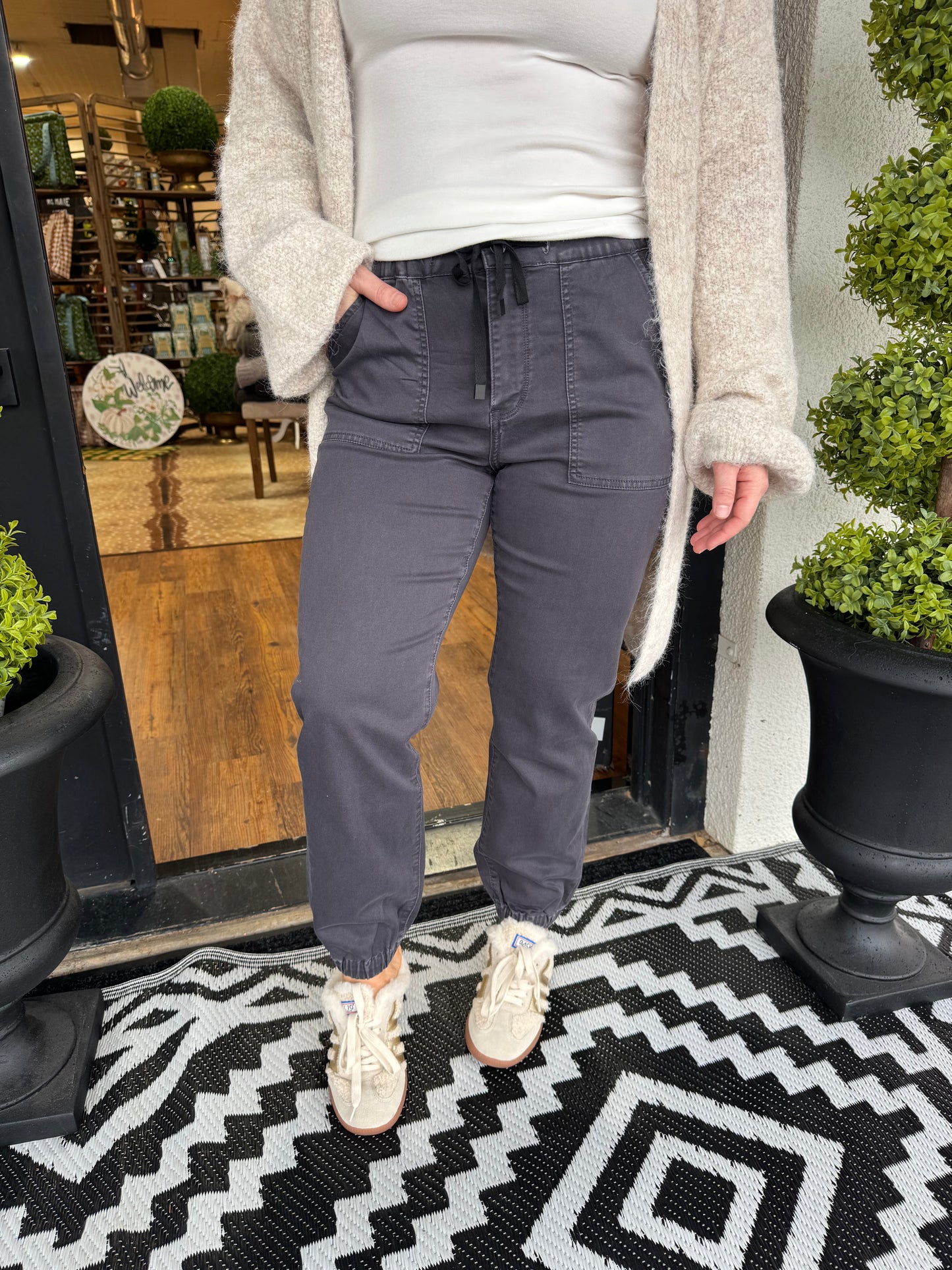 High Rise Jogger Crop Jean - Charcoal Grey