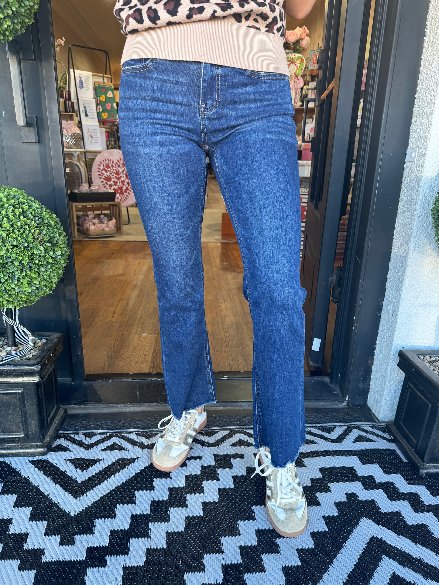 Privilege Mid-Rise Kick Flare Jeans