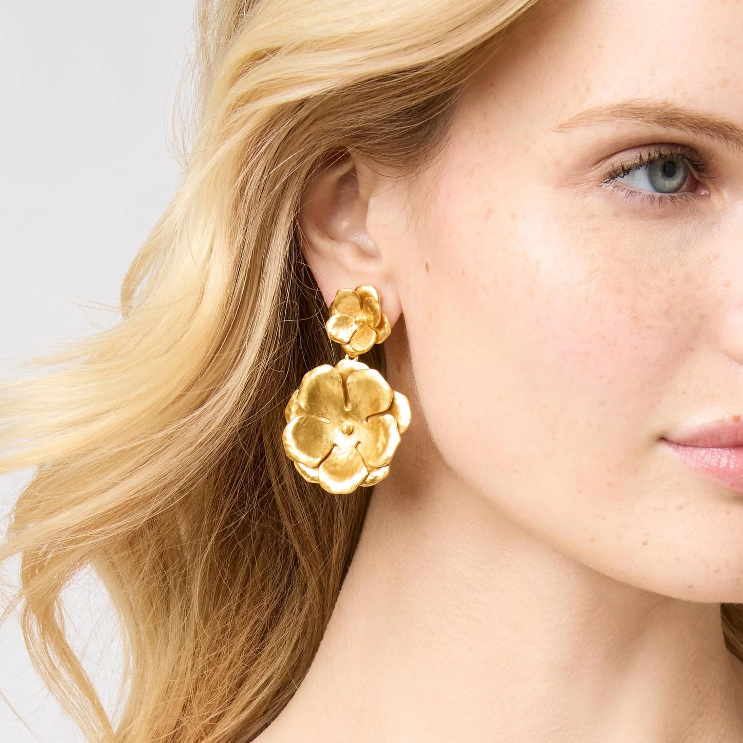 Bloom Statement Earring Gold