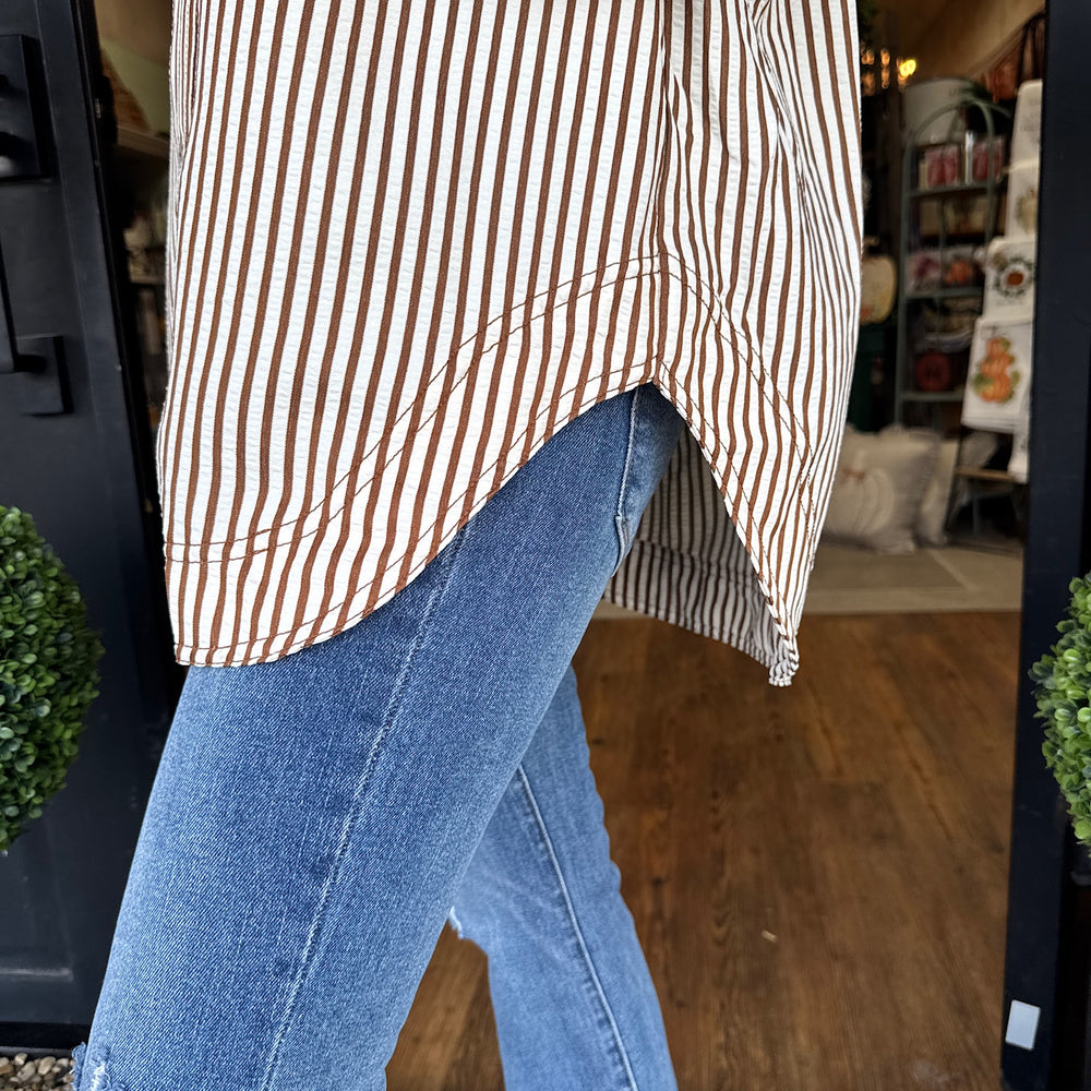 
                  
                    Amanda Top - Brown
                  
                