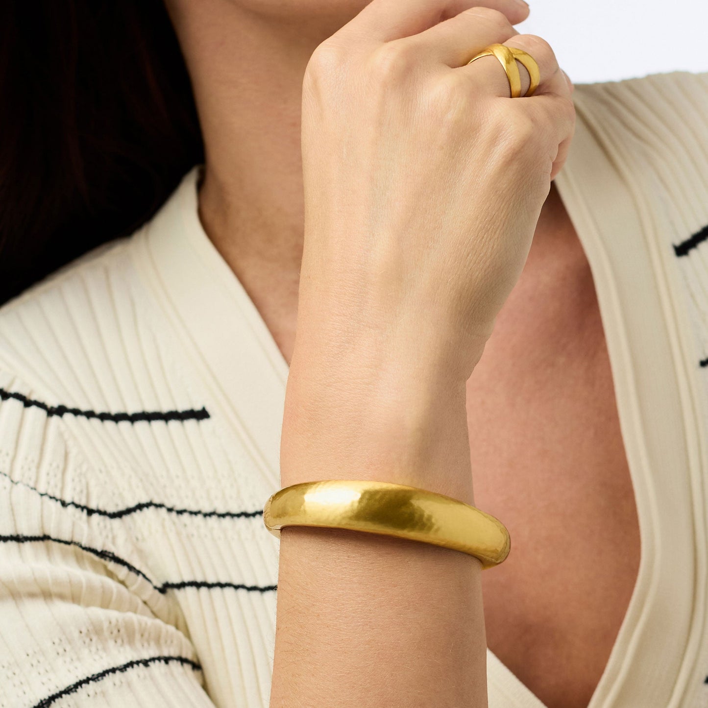 Catalina Demi Hinge Bangle - Gold