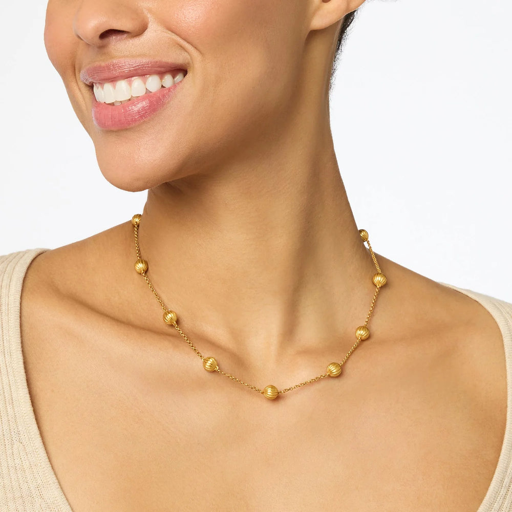 
                      
                        Cirque Delicate Station Necklace Gold
                      
                    