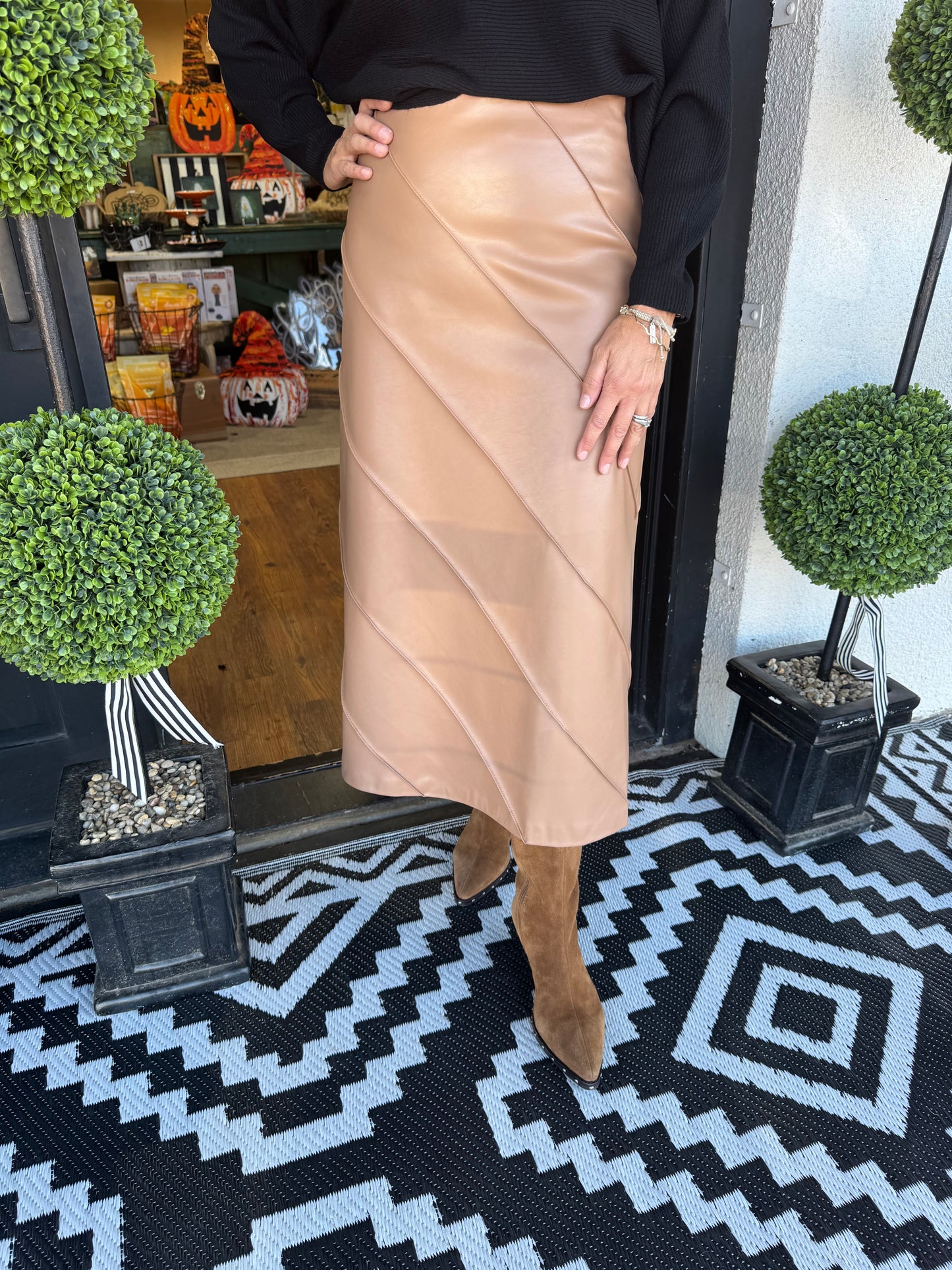 Tamira Skirt - Tan