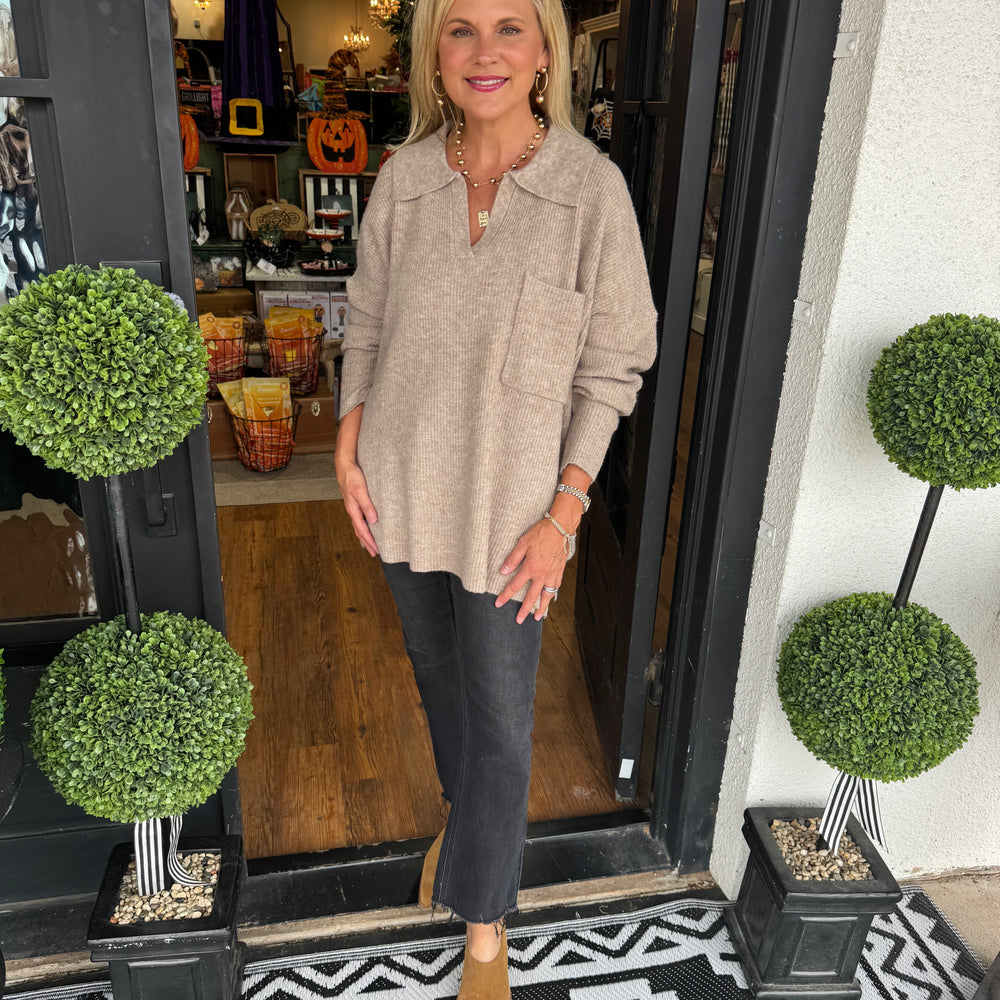 Noa Collard Sweater - Tan