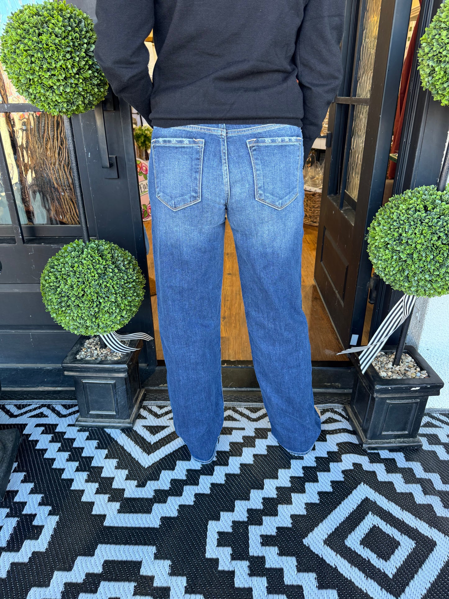 Mid Rise Wide Leg Jeans