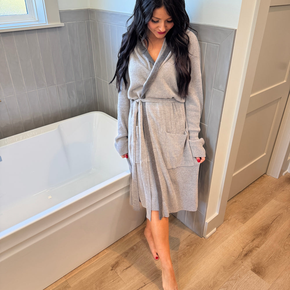 Barefoot Dreams Tipped Ribbed Short Robe- Dove Gray