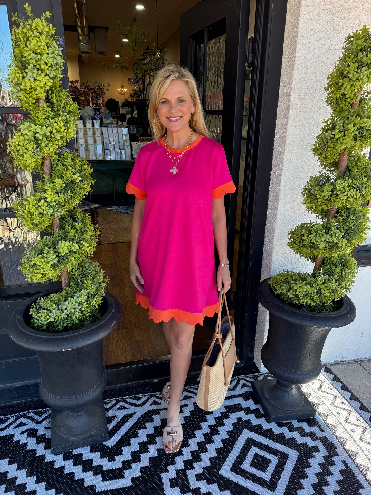 Tayllor Dress - Fuchsia