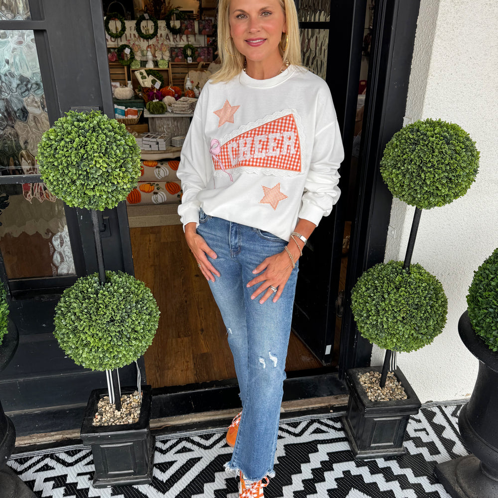 Elizabeth Cheer Sweatshirt - White