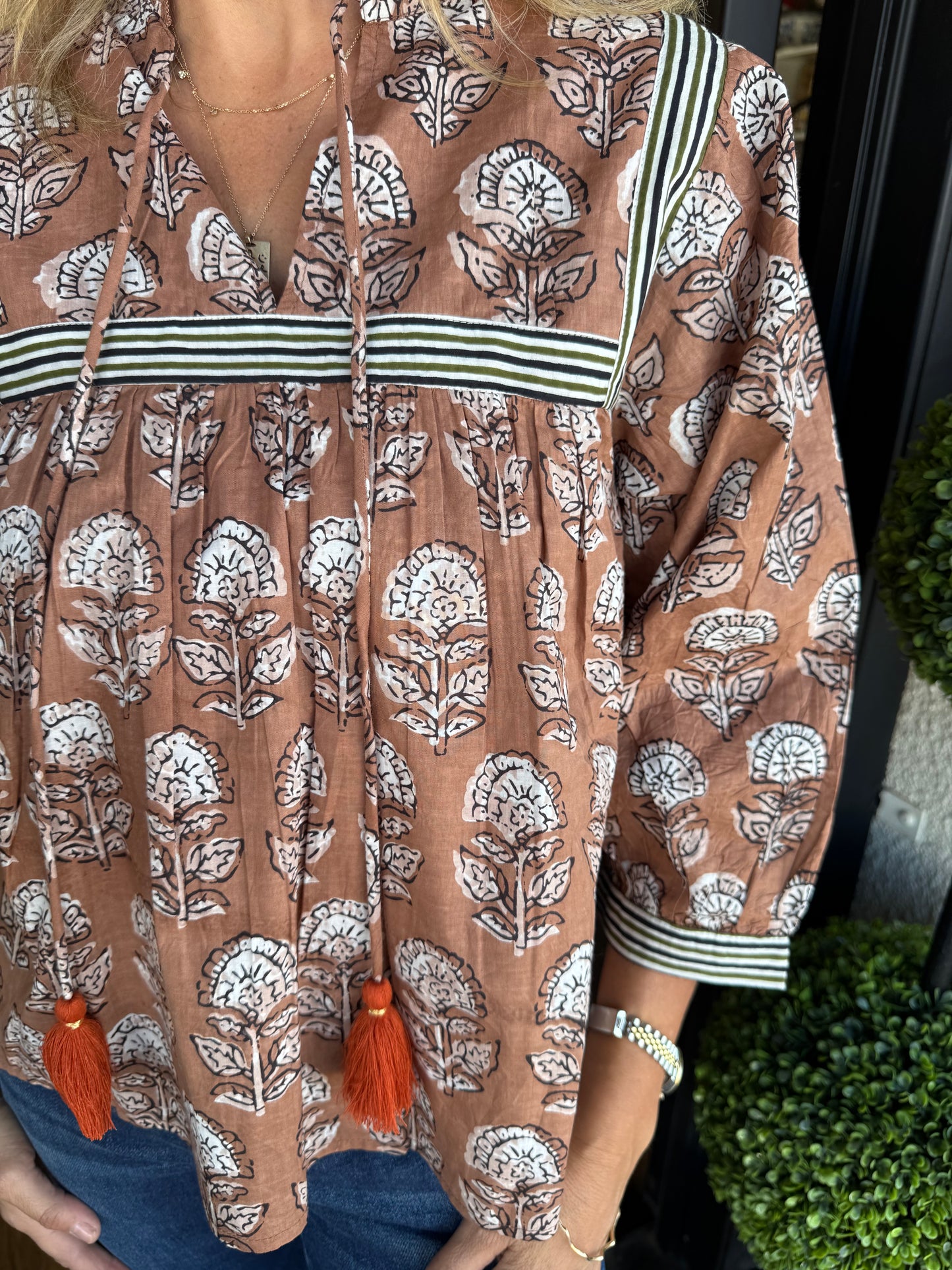 Aledo Top - Brown