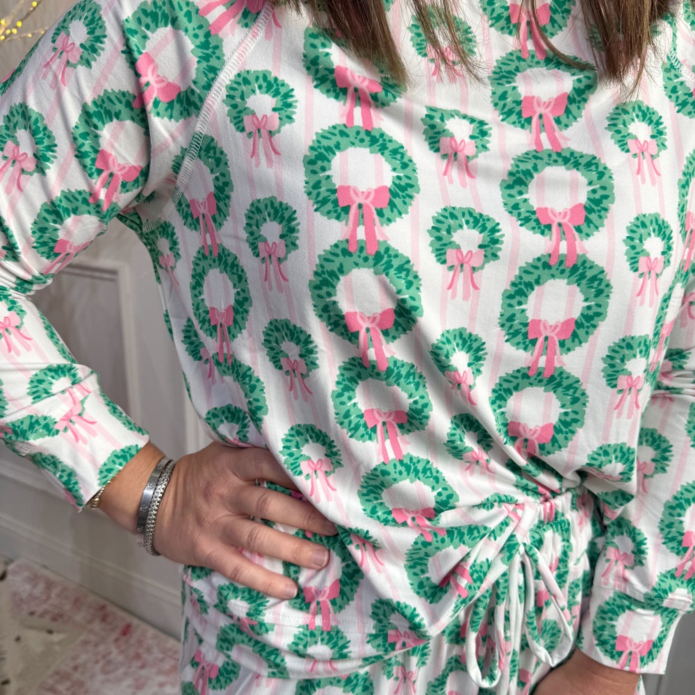 Annie Rosey Wreaths Pajama Set