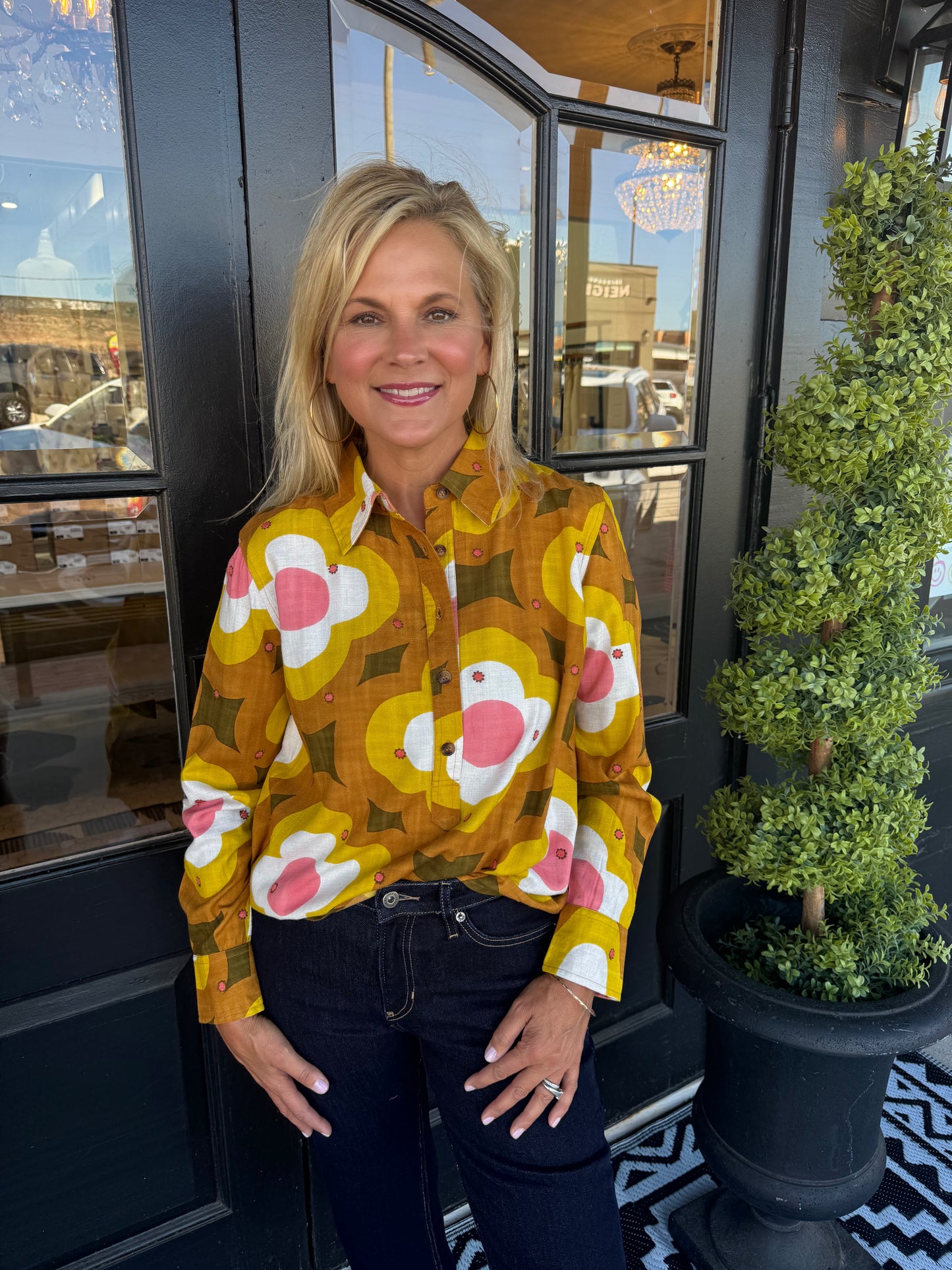 Ivy Jane Daisy Embroidery Popover Shirt