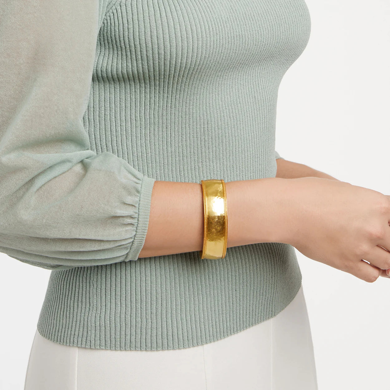 Cannes Statement Hinge Bracelet - Gold - OS