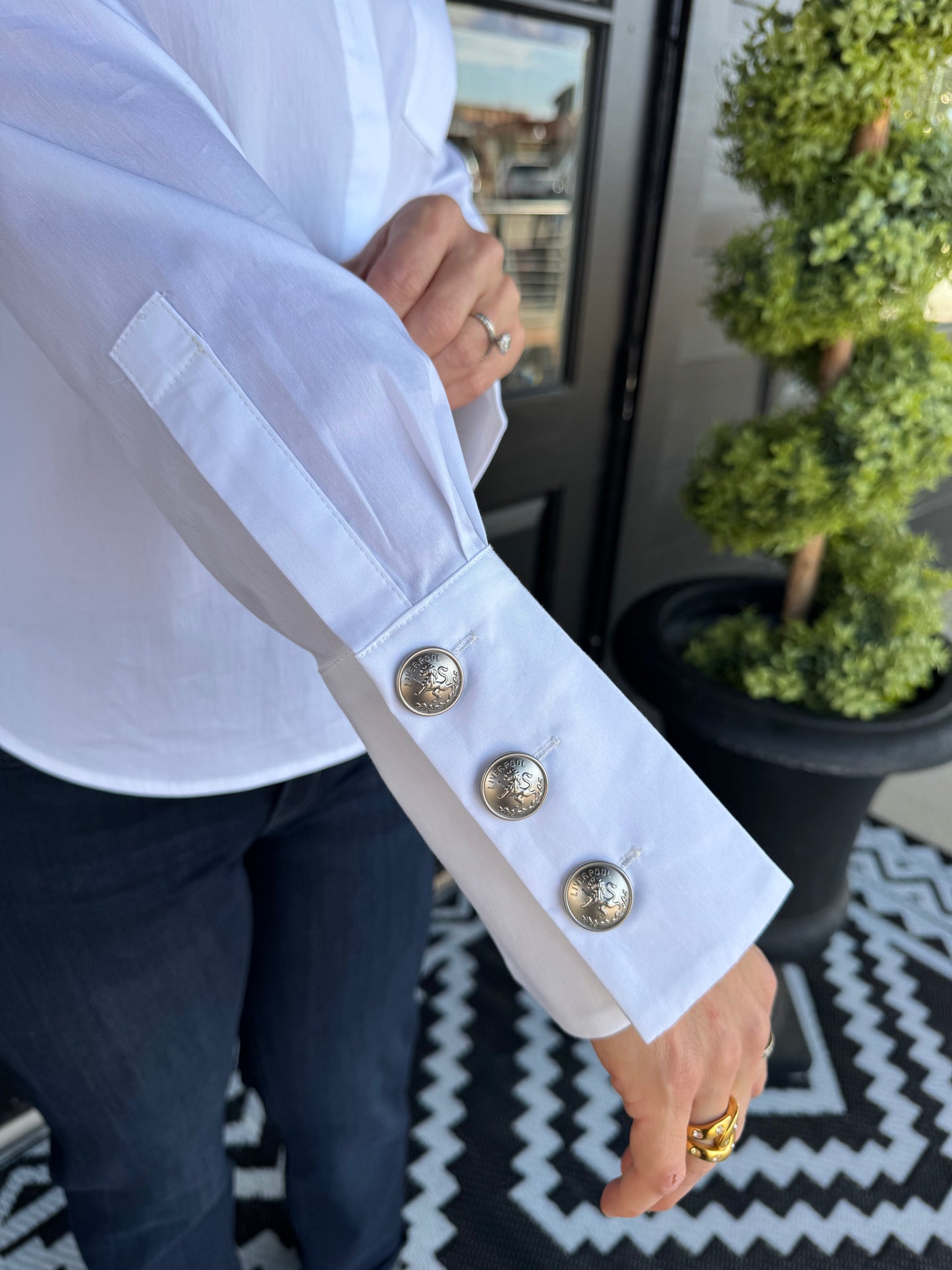 Long Sleeve Button Front Woven Shirt - White