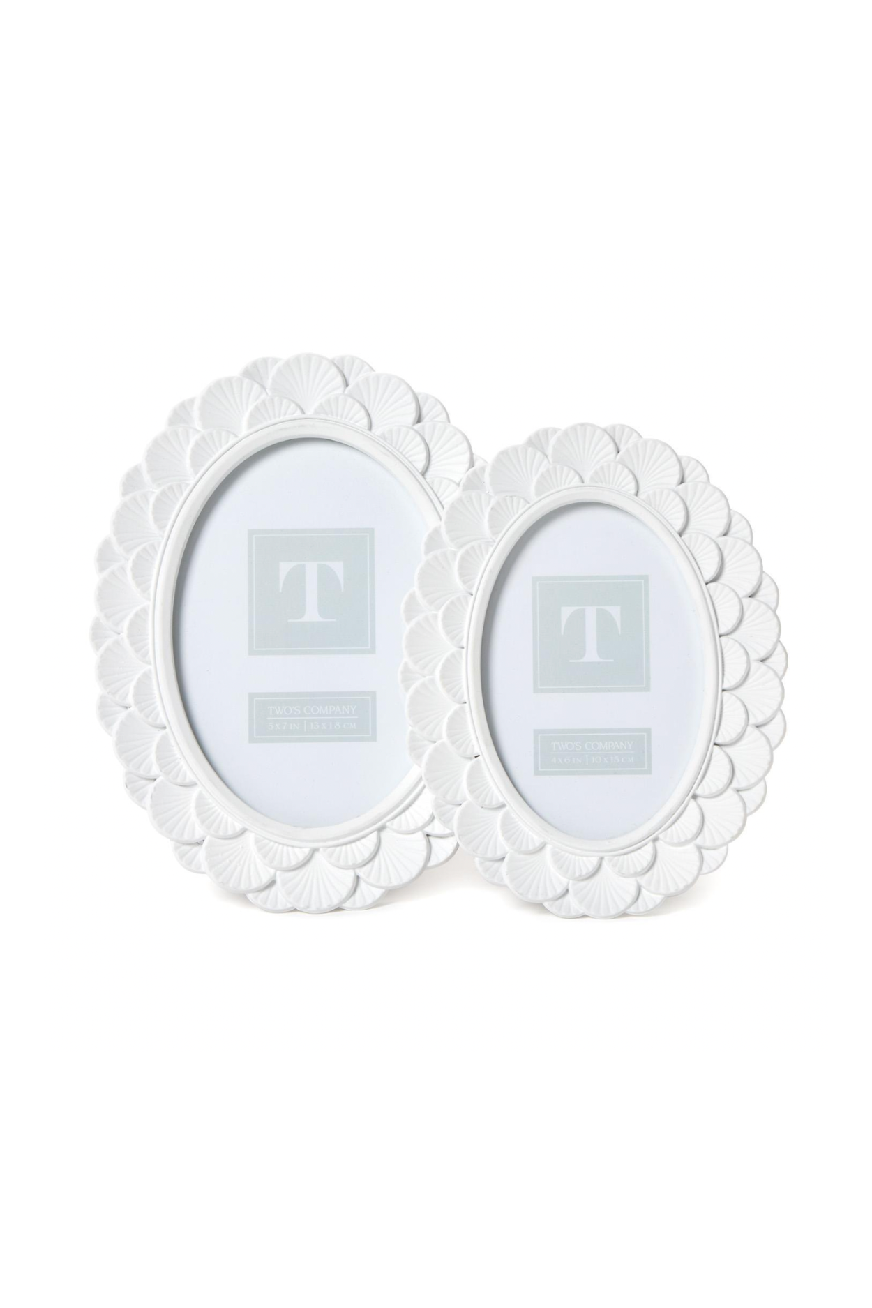 White Fanshell Oval Photo Frame