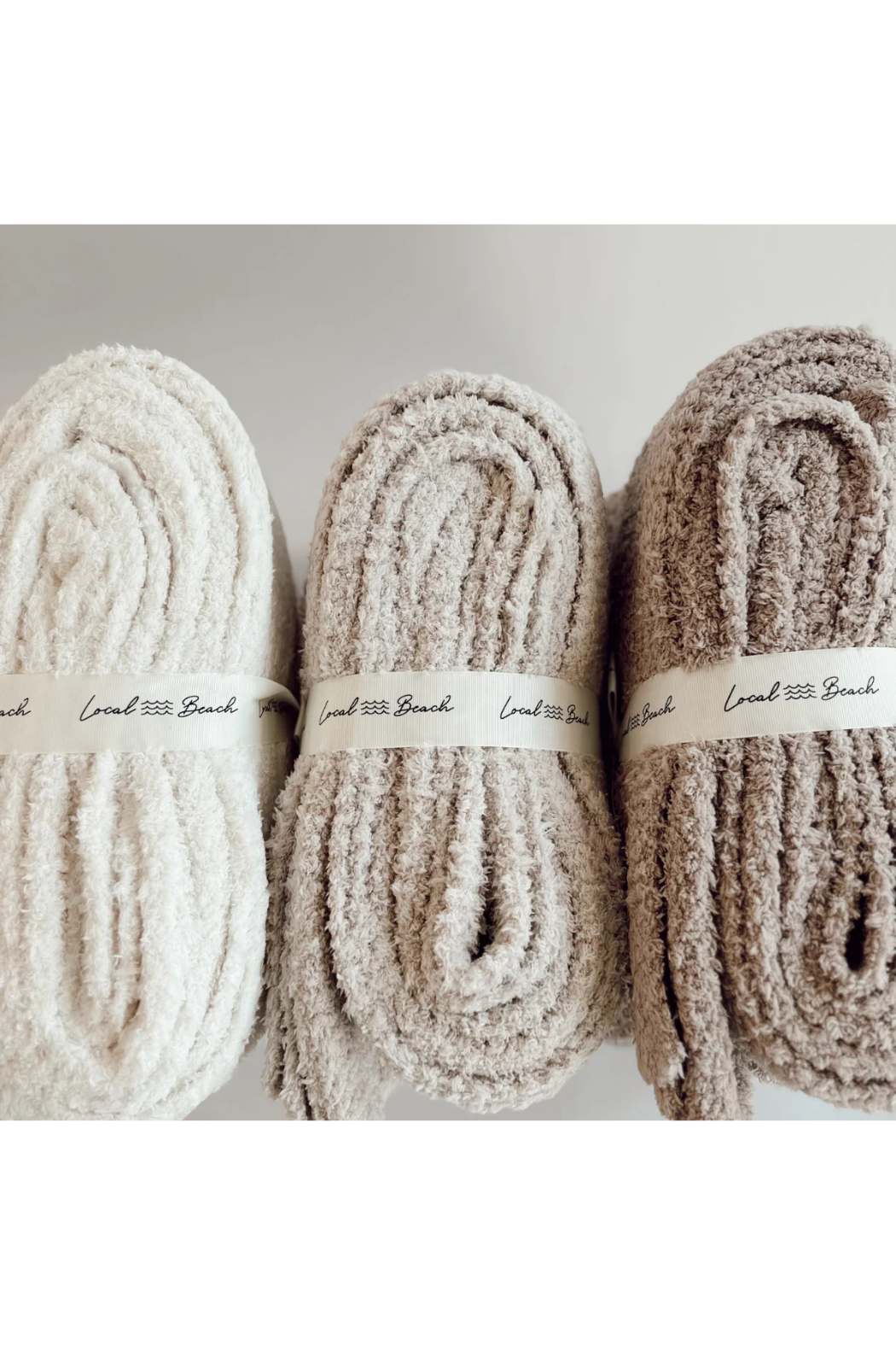 Solid Ribbed Luxe Home Cozy Blanket - Taupe