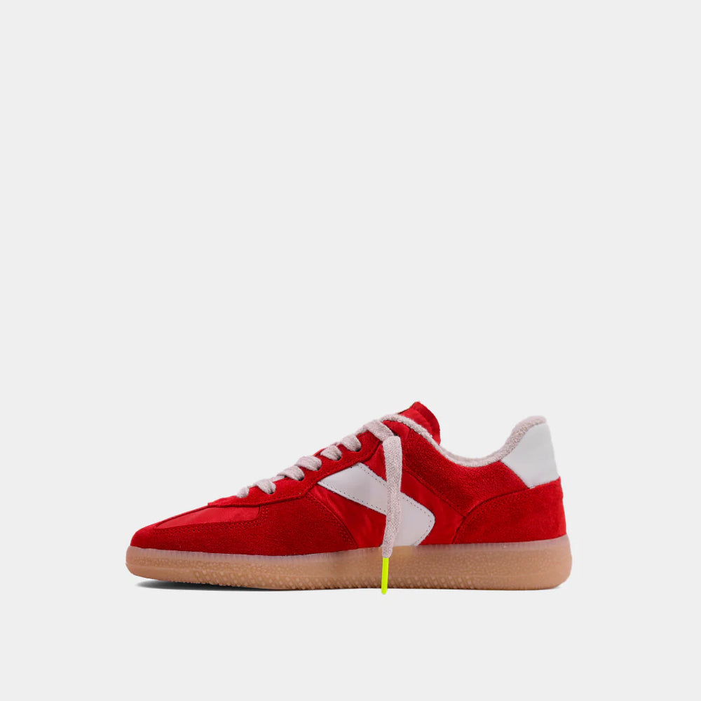 
                  
                    Sylvia Sneakers - Red
                  
                