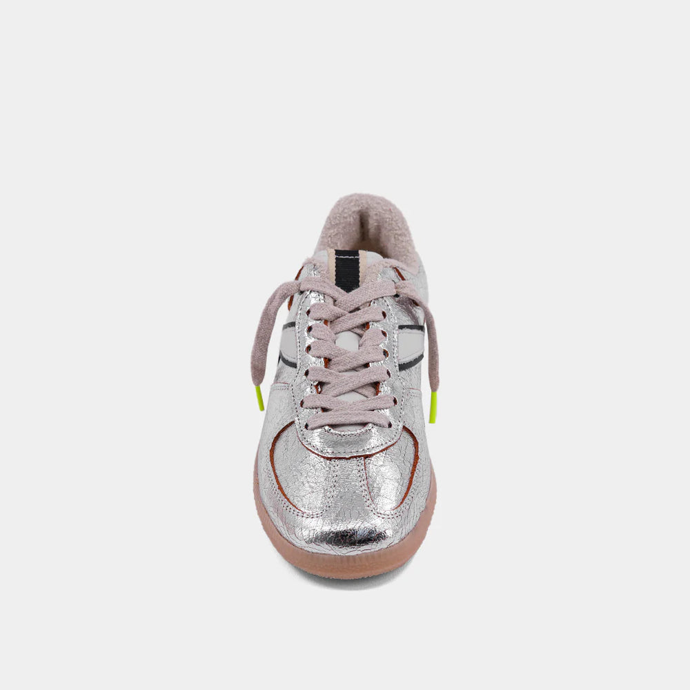
                  
                    Sylvia Sneakers - Silver
                  
                